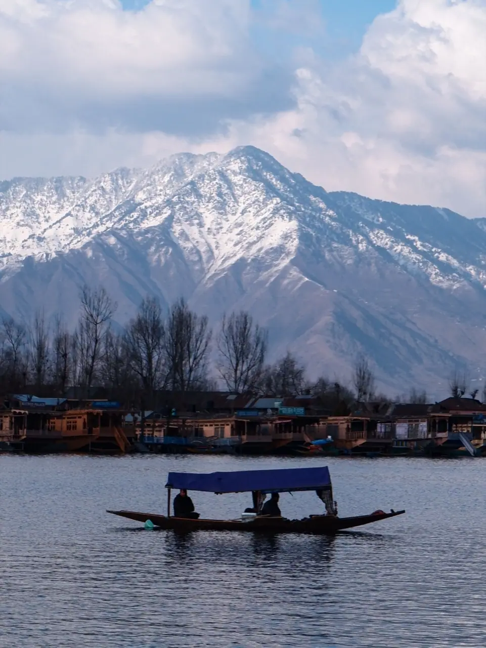 Kashmir, photograph 2