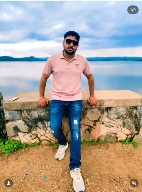 Shubham Khapekar — Travel Host